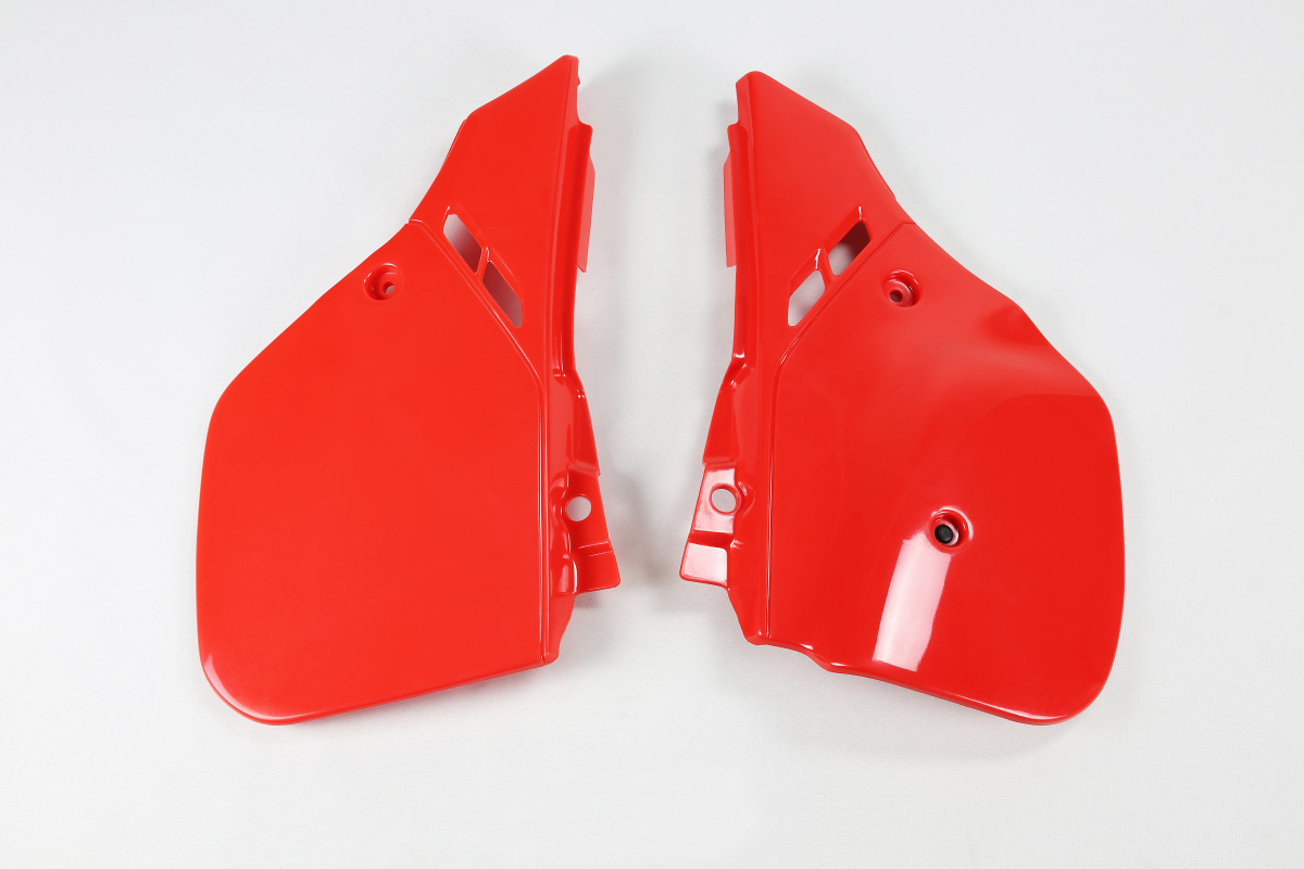 Side Panels red for Honda CR 125 (1989) - CR 250 (1988-89) - CR 500 (1989) - REPLICA PLASTICS - HO02611-061 - Ufo Plast