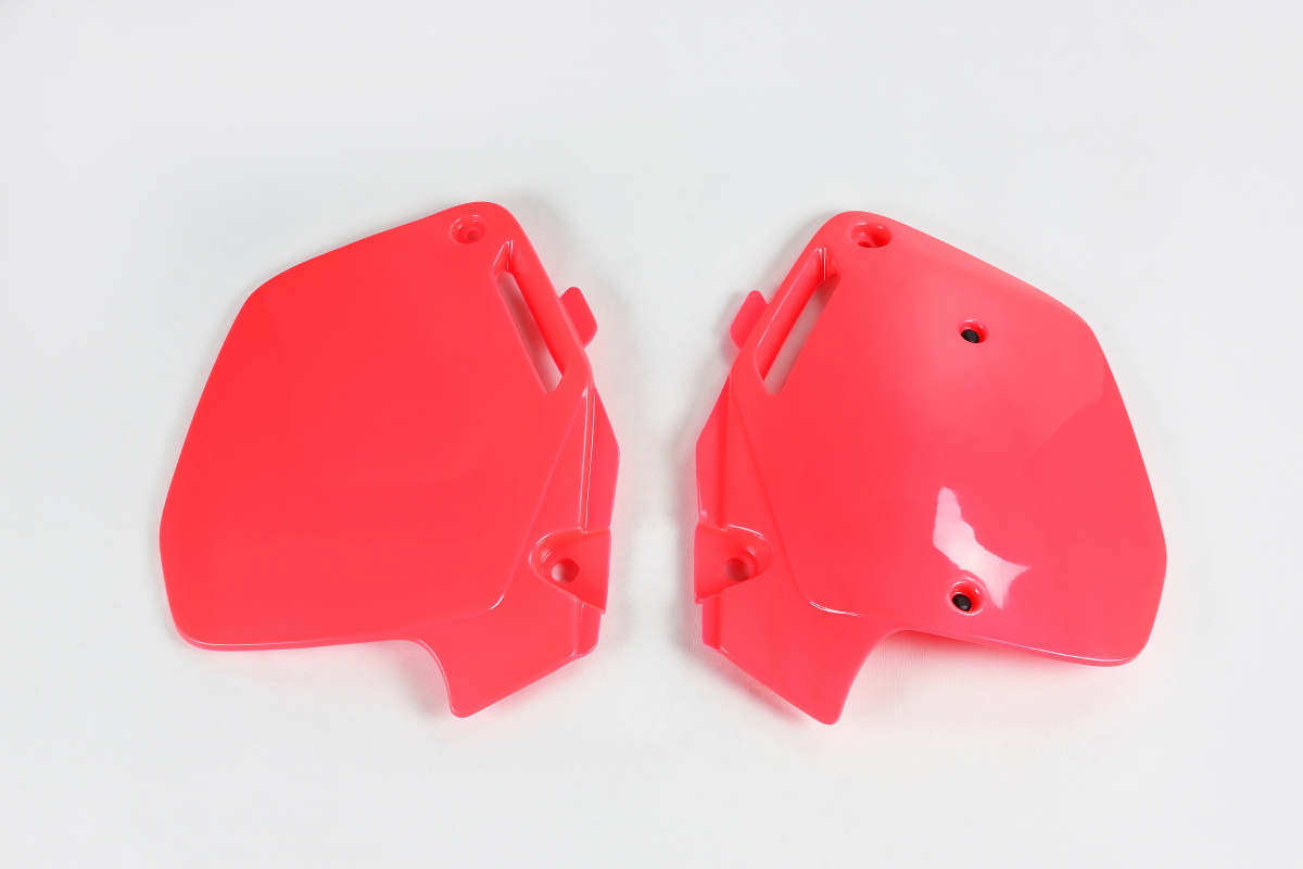 Side Panels red for Honda CR 125 (1992) - CR 500 (1992-99) - REPLICA PLASTICS - HO02626-067 - Ufo Plast