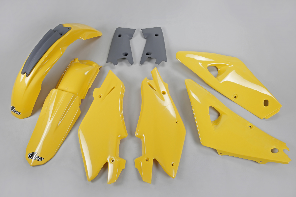 Plastic Kit OEM Color for Husqvarna CR 125 (2005) - CR 250 (2005) - REPLICA PLASTICS - HUKIT601-999 - Ufo Plast