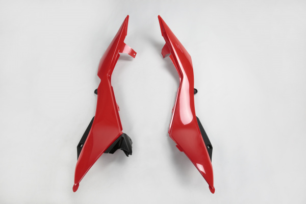 Side Panels red for Husqvarna TC 449 (2011-13) - TE 449 (2011-13) - TC 499 (2011-13) - TE 499 (2011-13) - TE 511 (2011-13) - ...