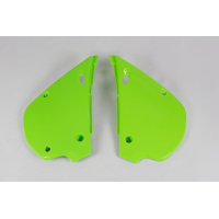 Side panels - green - Kawasaki - REPLICA PLASTICS - KA02760-026 - UFO Plast