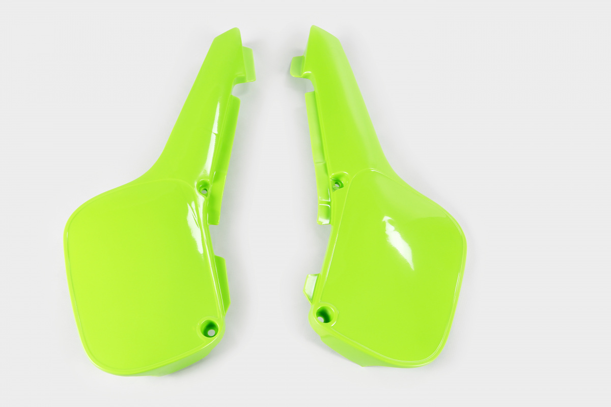 Side Panels green for Kawasaki KX 60 (1984-04) - REPLICA PLASTICS - KA02785-026 - Ufo Plast