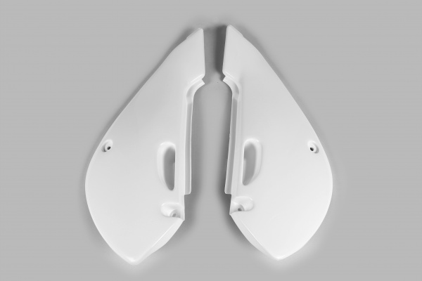 Side panels - white 041 - Suzuki - REPLICA PLASTICS - SU03928-041 - UFO Plast