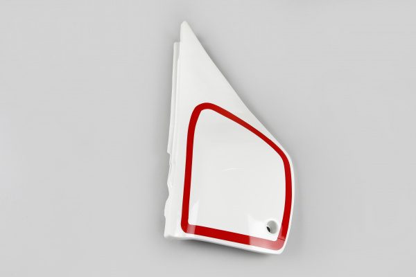 Side panels / Right side - white 046 - Yamaha - REPLICA PLASTICS - YA02811-046 - UFO Plast